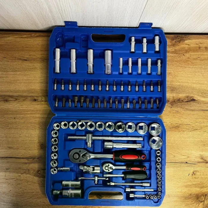 Набір інструментів UKS TOOLS 94 предмети у кейсі для авто та ремонту • Універсальний набір ключів і головок UKS TOOLS 94 предмети з тріскачками 1/2″ та 1/4″