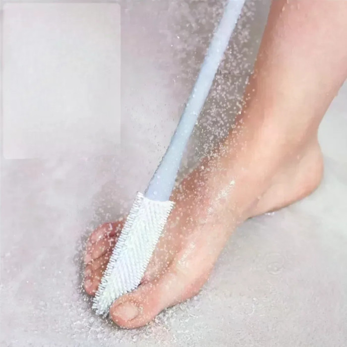 Щітка для миття ніг Foot washing brush 035 • Багатофункціональна щітка для стоп і між пальцями з довгою ручкою 40 см для ванної