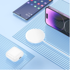 Бездротовий зарядний пристрій HOCO CW52 Enjoy magnetic wireless fast charging White