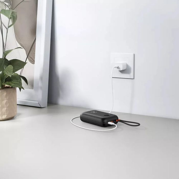 Зовнішній акумулятор VEGER Built-In 2 cables Ultra Mini 30000mAh