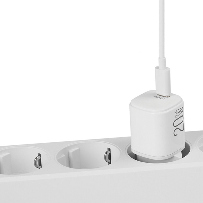 Мережевий зарядний пристрій Brevia ePowerGaN PD20W USB-C білий